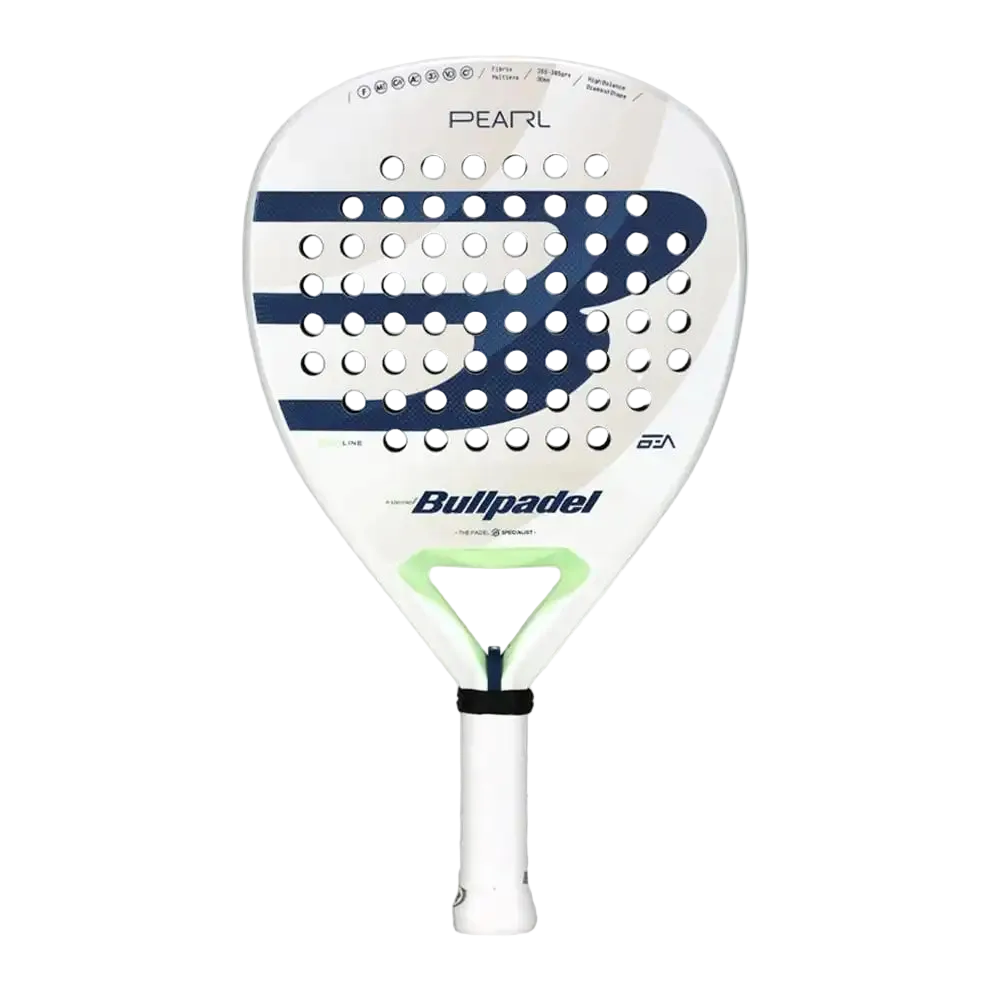 Bullpadel Pearl Bea González 2026, pala profesional con núcleo de fibra de carbono y EVA soft performance, diseñada